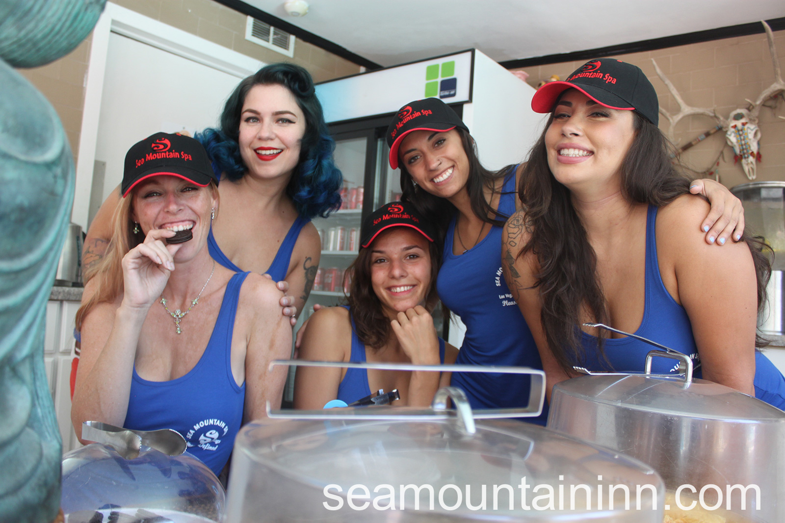 https://www.seamountaininn.com/wp-content/uploads/2018/11/seamountain18-092.jpg